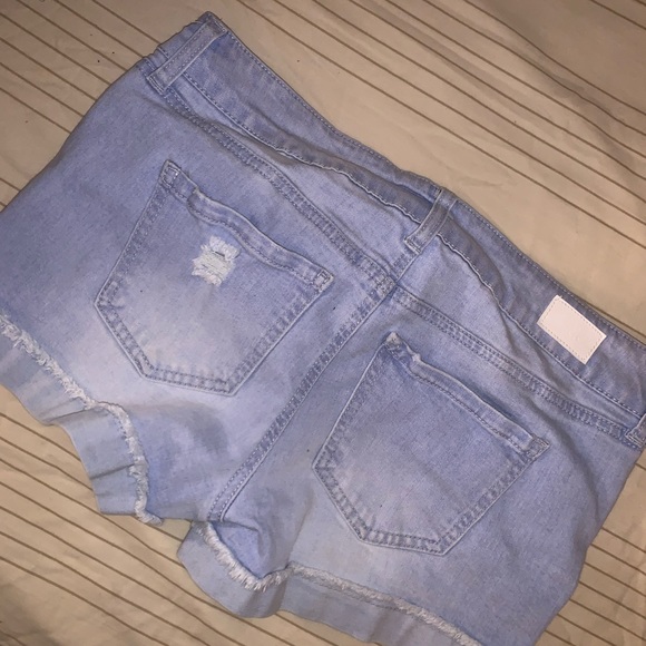 JEAN SHORTS - Picture 2 of 2